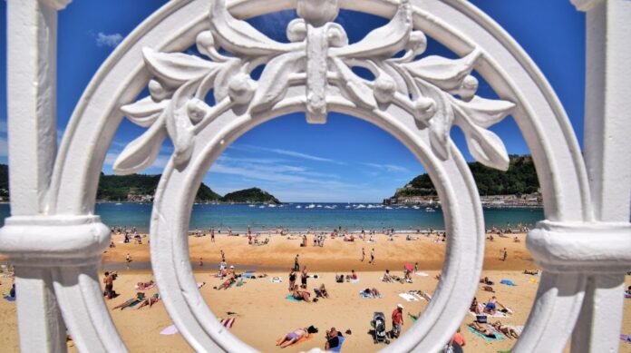 concha-donostia-playa-1024x572-1-696x389-1