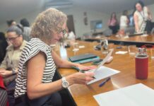 Pacto entre Osakidetza y los sindicatos para lanzar las listas de Enfermería Pediátrica y calendarizar el resto del año