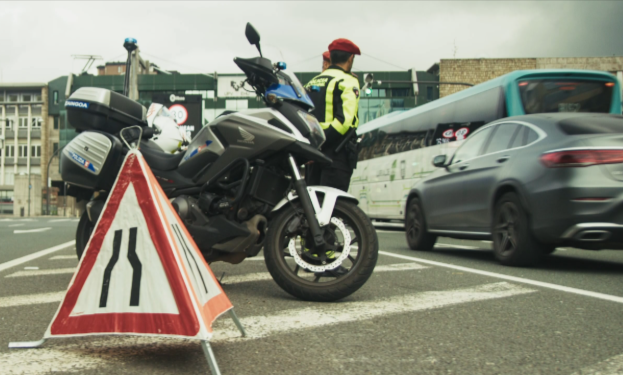 Bilbao-eus-InfoBilbao-Noticias-LA-POLICÍA-MUNICIPAL-DE-BILBAO-PONE-EN-MARCHA-UNA-CAMPAÑA-DE-VIGILANCIA-PARA-CONTROLAR-LA-CORRECTA-CIRCULACIÓN-DE-PATINETES-VMP--08-11-2026_09_37_AM