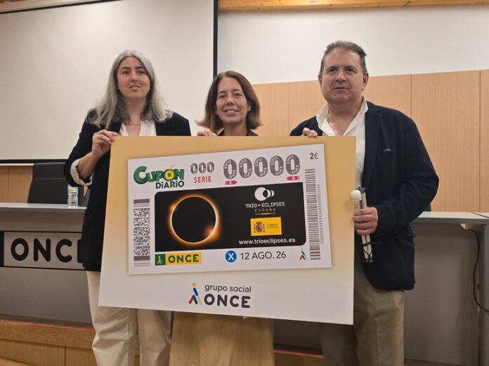 n770_eclipse_once_100826
