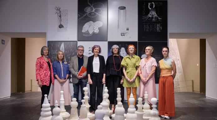Nafarroako museoak Teo Sabando artista nafarrari zuzendutako erakusketa bat inauguratu du