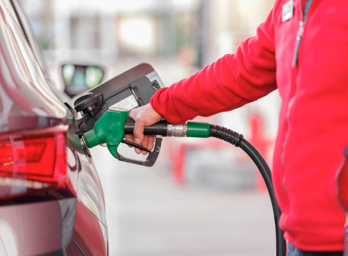 Gasolinera-Gasolina-Combustible-Foto-gratis-en-Pixabay-09-29-2026_10_24_AM