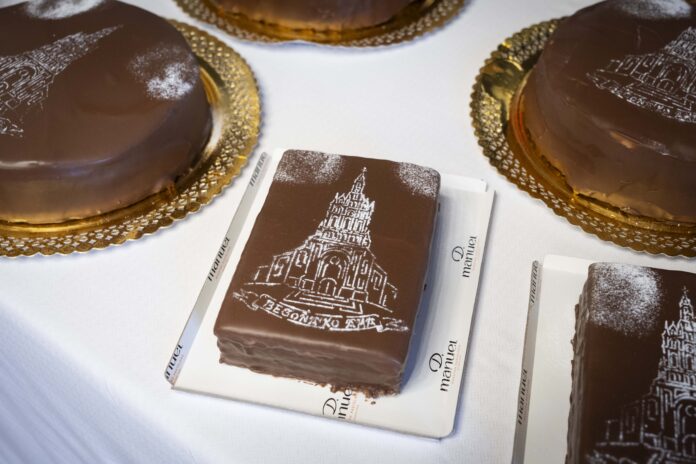 b+TARTA+GREMIO+DE+PASTELEROS+8503